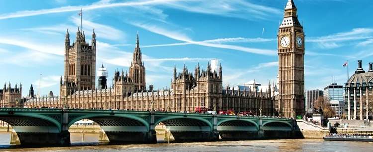 Buildings in London near some private landlords